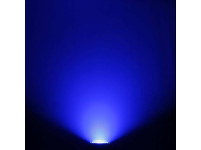 Cameo FLAT PRO FLOOD IP65 TRI - Proyector con LED COB tricolor de 60 W para uso en exteriores con carcasa negra