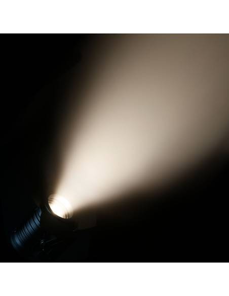 Cameo TS 200 WW - Foco para teatro con lente Fresnel y LED blanco cálido de 180 W en una carcasa negra