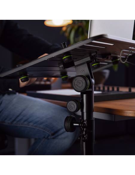 Gravity SP 5111 B - Soporte corto para altavoz, 35 mm diámetro, aluminio negro