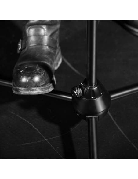 Gravity TMS 4322 B - Soporte de micrófono de la serie Touring con brazo telescópico de 2 puntos de ajuste - 14