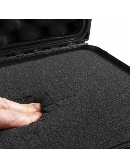 Power Dynamics GIGCase74R Maleta universal 'Hardcase' - Serie R - 48x36x19cm - IP67 - Negro - 7