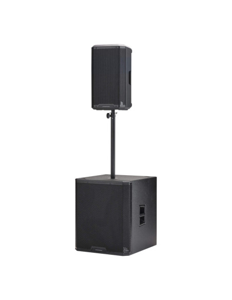 Imagen Ambiente/Uso: Sistema de sonido PA con subwoofer Audiophony para eventos.
